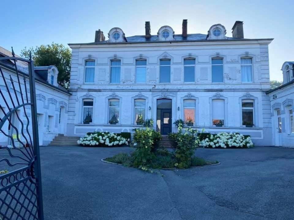 Le Clos Hucqueliers Εξωτερικό φωτογραφία